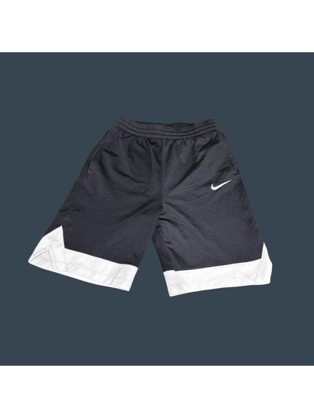 Boys Nike Black White Athletic Shorts Polyester Size XL 726